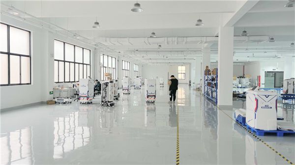 诺亚医院物流机器人:坚持自建工厂 保障产品安全高品质